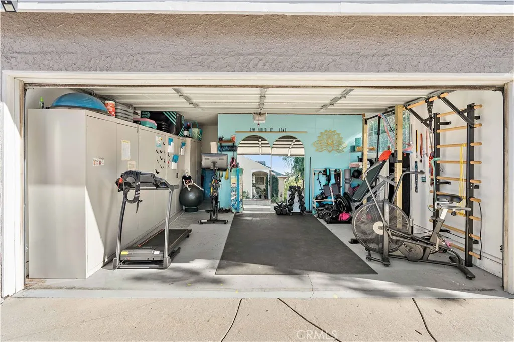 Additional image 22 of 17145 Strathern Street, Lake Balboa, CA 91406