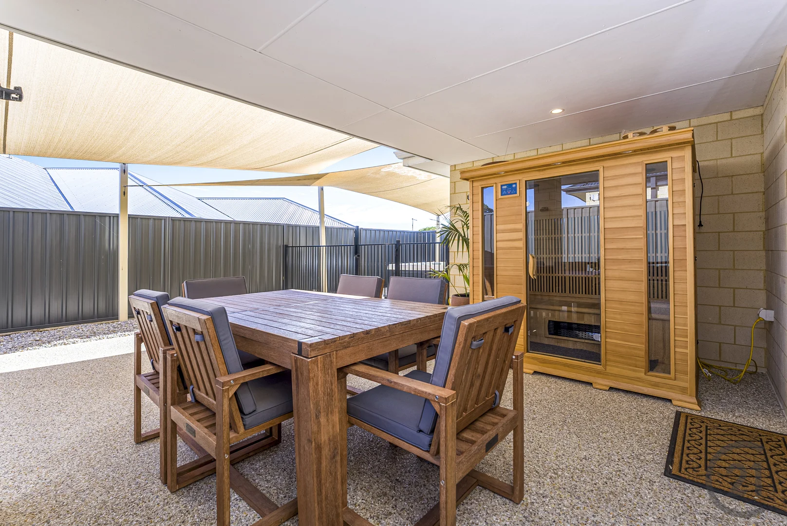 Additional image 28 of 33 Waardong Court, Halls Head WA 6210