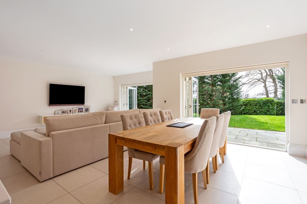 Additional image 6 of 5 bed detached house to rentWindsor Grey Close, Ascot SL5