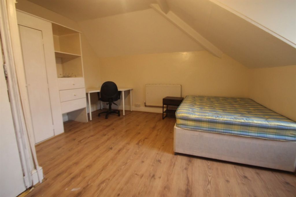 Additional image 8 of 6 bed shared accommodation to rentBrynland Avenue, Bristol BS7