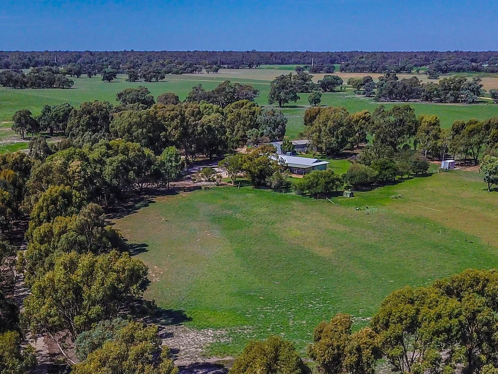 'Selbit', 83 Four Post Road, Deniliquin NSW 2710