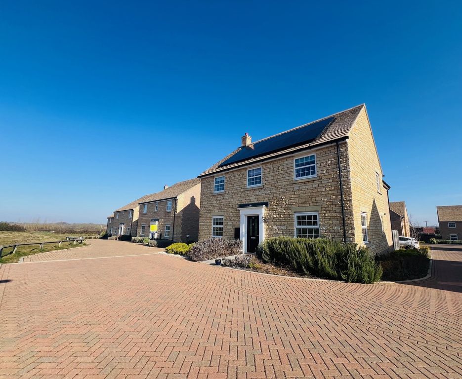 Additional image 4 of 5 bed property to rentSissons Close, Barnack, Stamford PE9