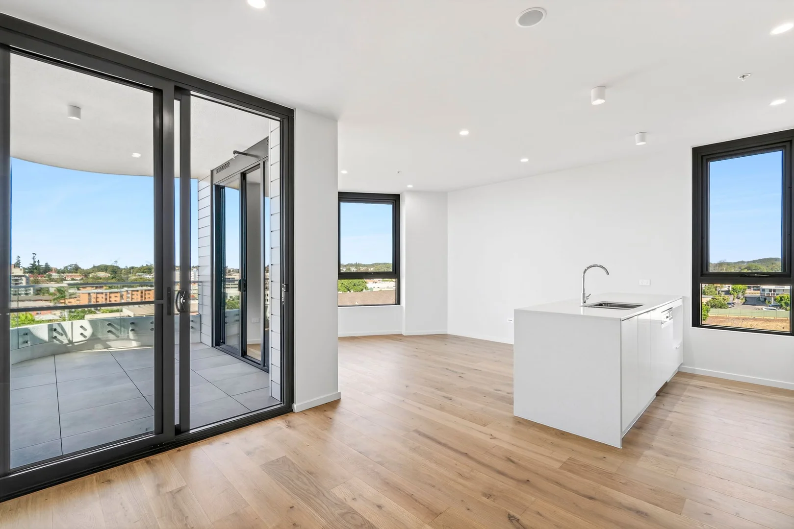 Additional image 7 of 404/28-30 Waugh Street, Port Macquarie NSW 2444