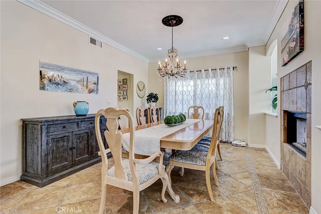 Additional image 11 of 2101 Lynngrove Dr, Manhattan Beach, CA 90266