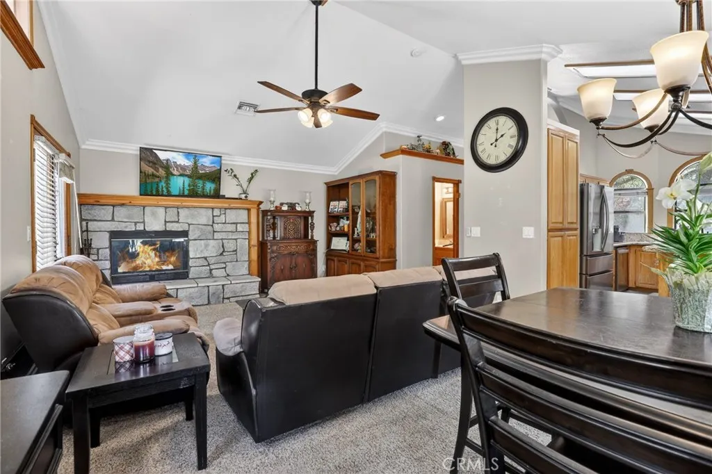 Additional image 4 of 315 Fairway Drive, Lake Arrowhead, CA 92352