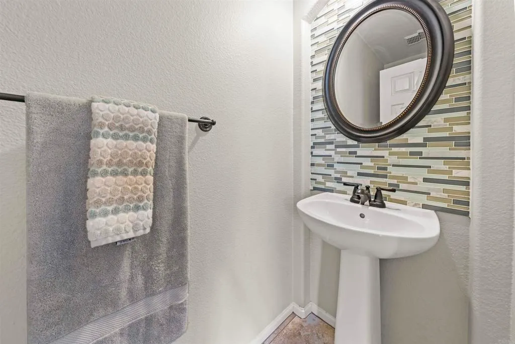 Additional image 80 of 2194 Honeybee Street, Chula Vista, CA 91915
