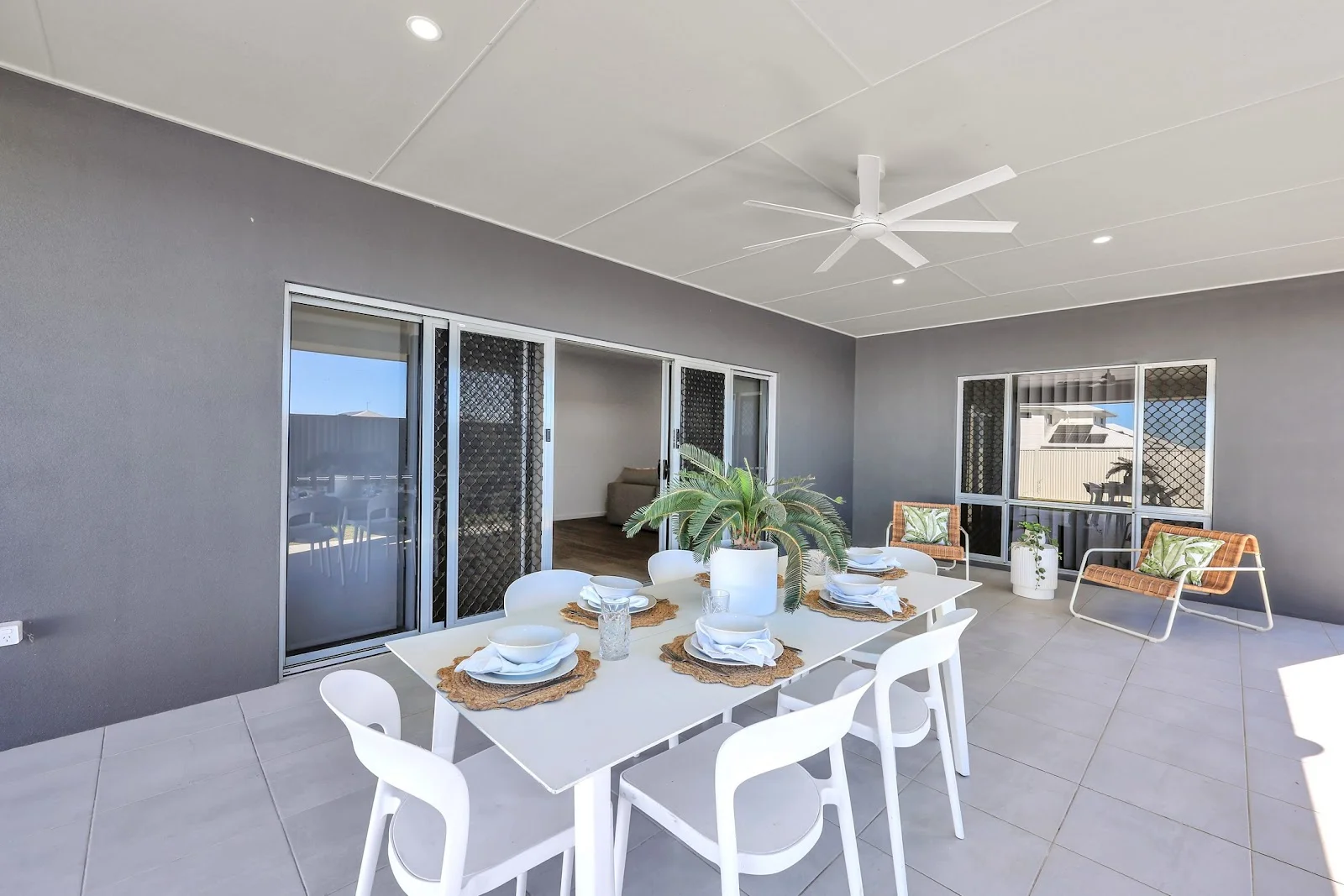 11 Stapleton Avenue, Innes Park QLD 4670 photo 3
