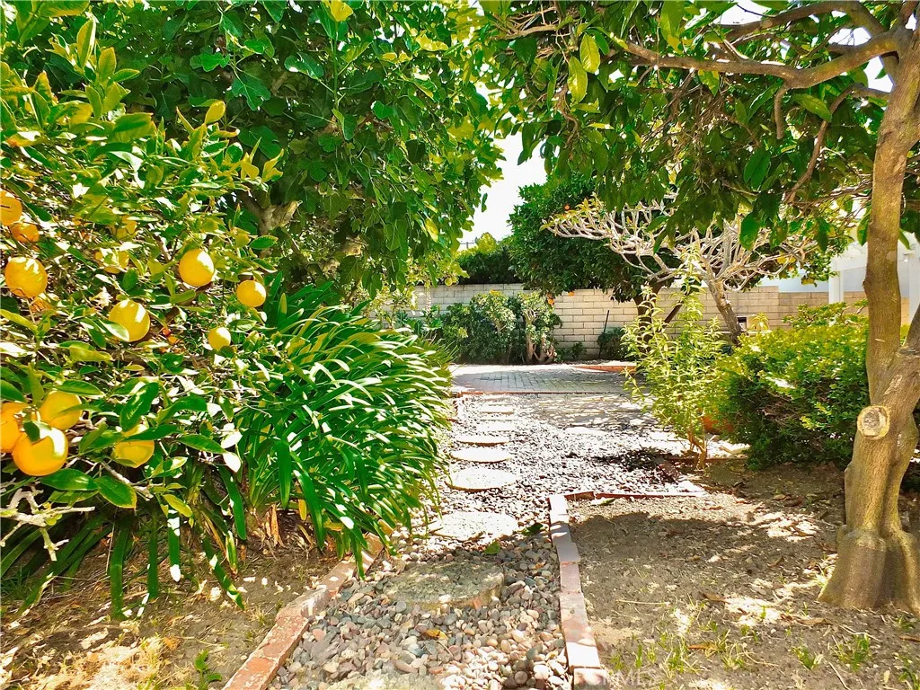 Additional image 75 of 6317 E Eliot St, Long Beach, CA 90803