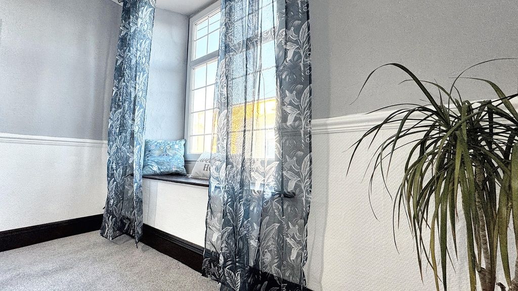 Additional image 6 of 3 bed semi-detached house to rentElborough Avenue, Bristol BS49