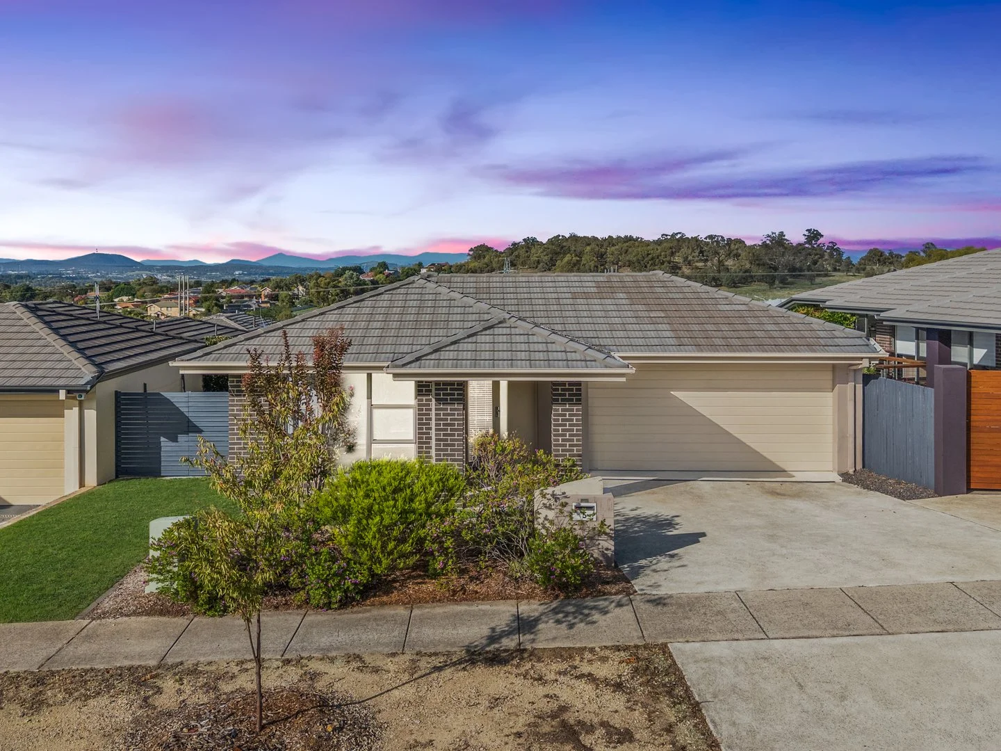5 Cartledge Street, Casey ACT 2913