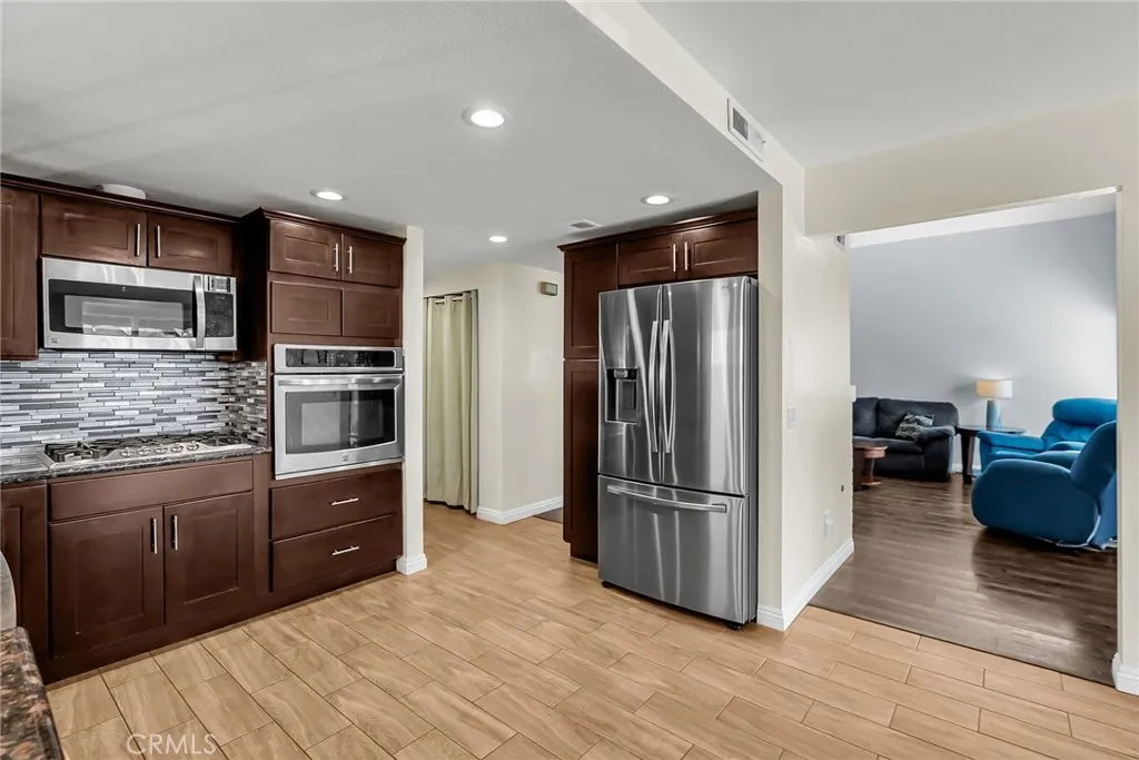 Additional image 63 of 1105 W Victoria Street, Rialto, CA 92376