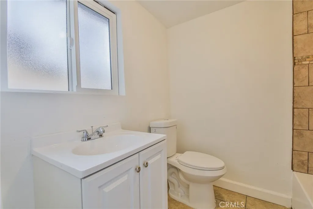 Additional image 51 of 1712 E 57th St, Los Angeles, CA 90058