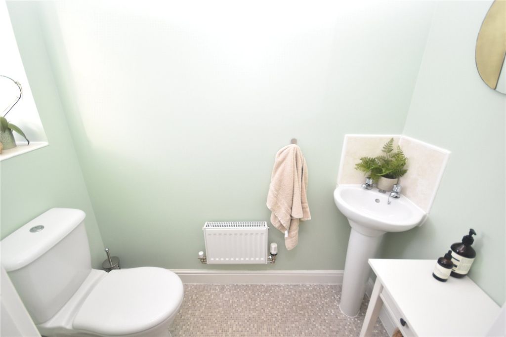 Additional image 3 of 4 bed semi-detached house to rentTundra Walk, Bridgwater, Somerset TA6