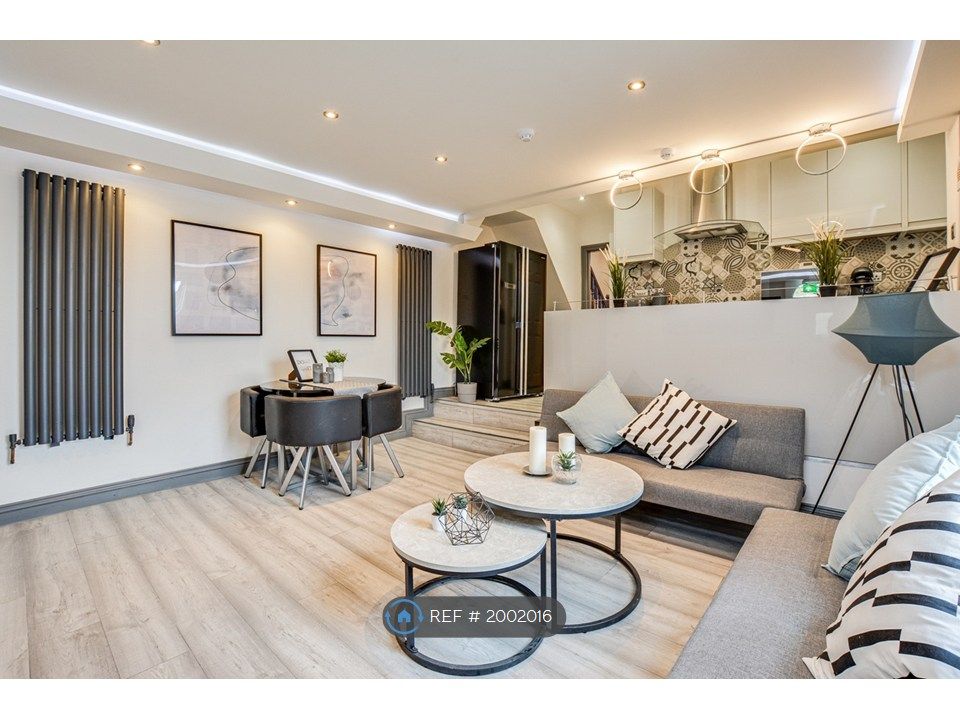 6 bed maisonette to rentWilmslow Road, Manchester M20