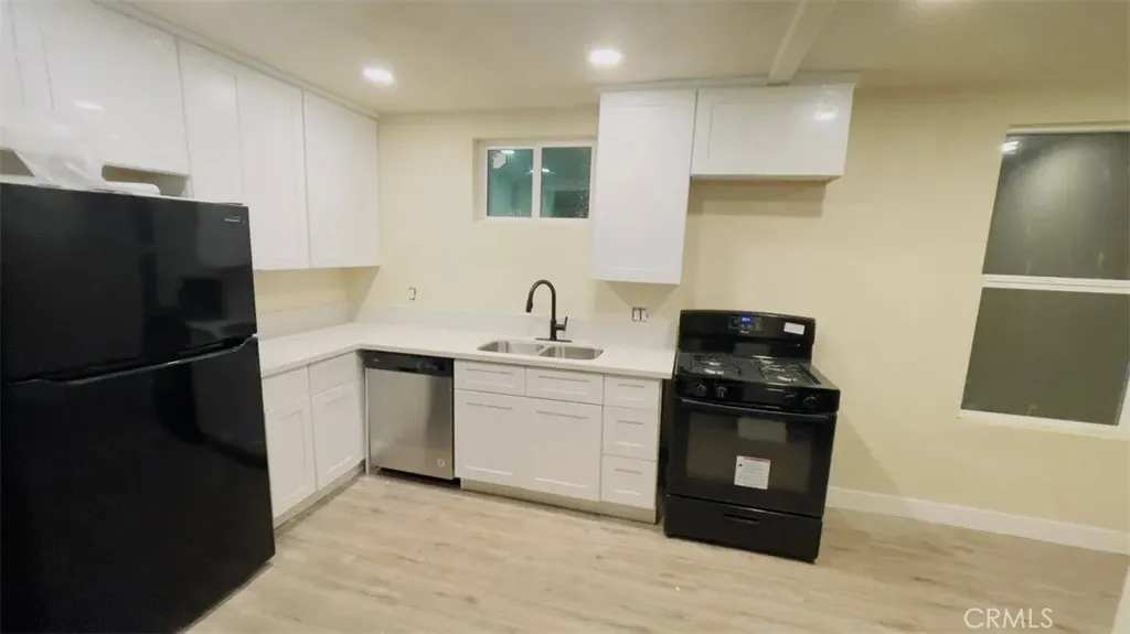 Additional image 36 of 2944 6th St, Riverside, CA 92507
