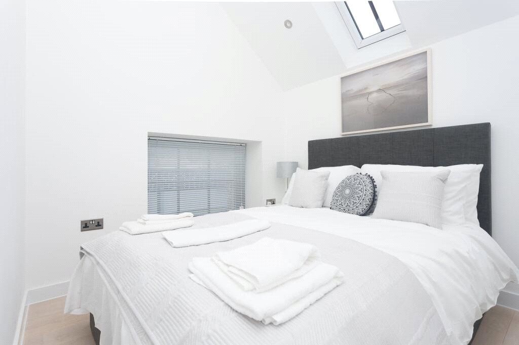 Additional image 3 of 2 bed flat to rentBurnham Road, Bath, Somerset BA2