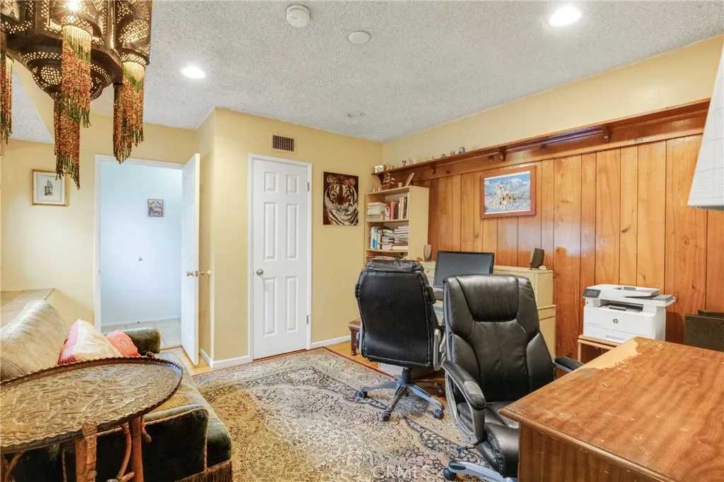 Additional image 20 of 12445 Killion Street, Valley Village, CA 91607