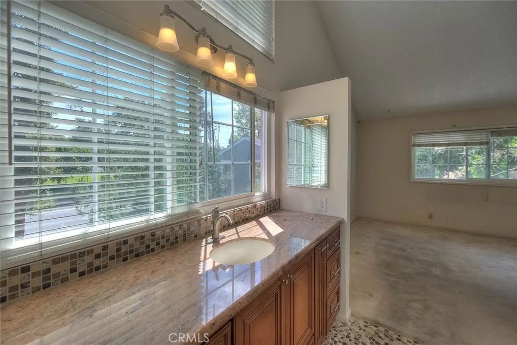 Additional image 89 of 700 E Lake Drive E Unit 7, Orange, CA 92866