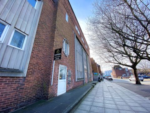 Lake Road, Portsmouth PO1, Studio to rent