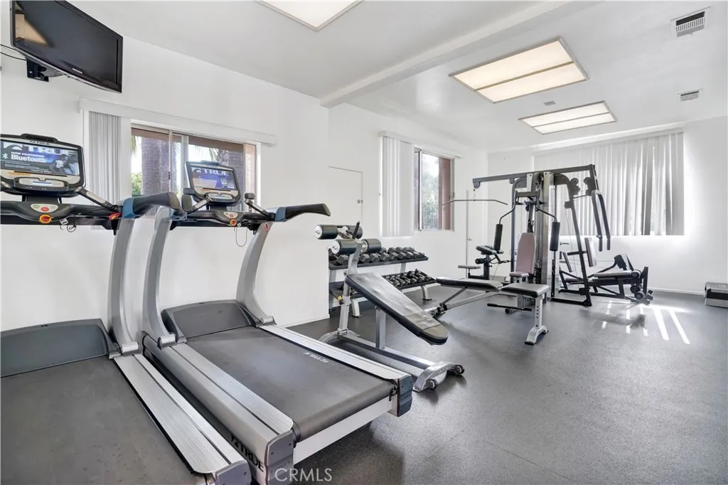 Additional image 22 of 358 Villa Point Dr, Newport Beach, CA 92660