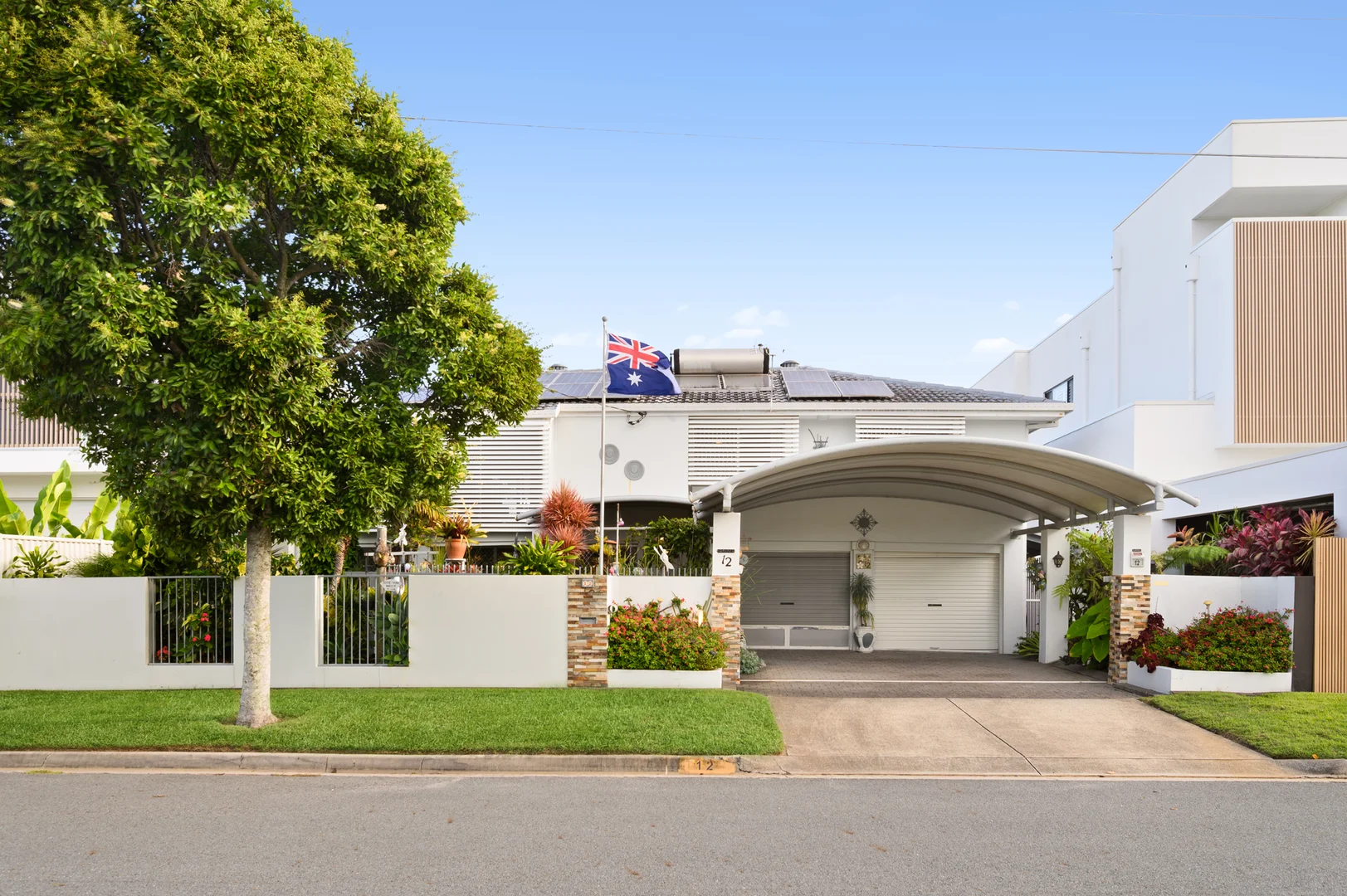 Additional image 4 of 12 Shoveller Avenue, Paradise Point QLD 4216