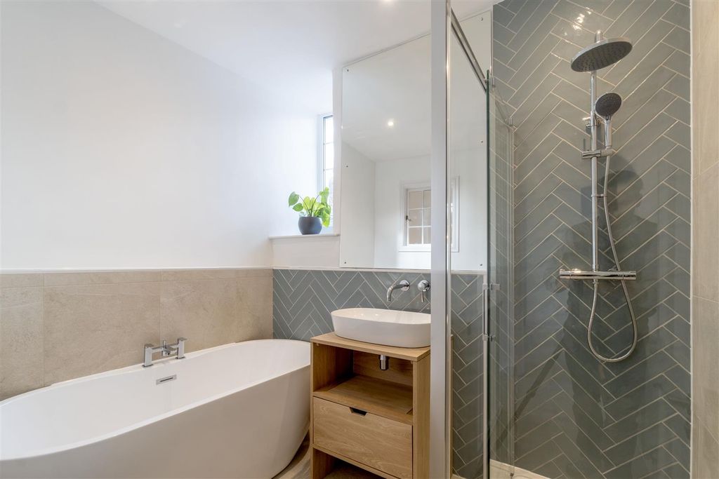 Additional image 7 of 4 bed property to rentMarine Road, Oreston, Plymouth PL9