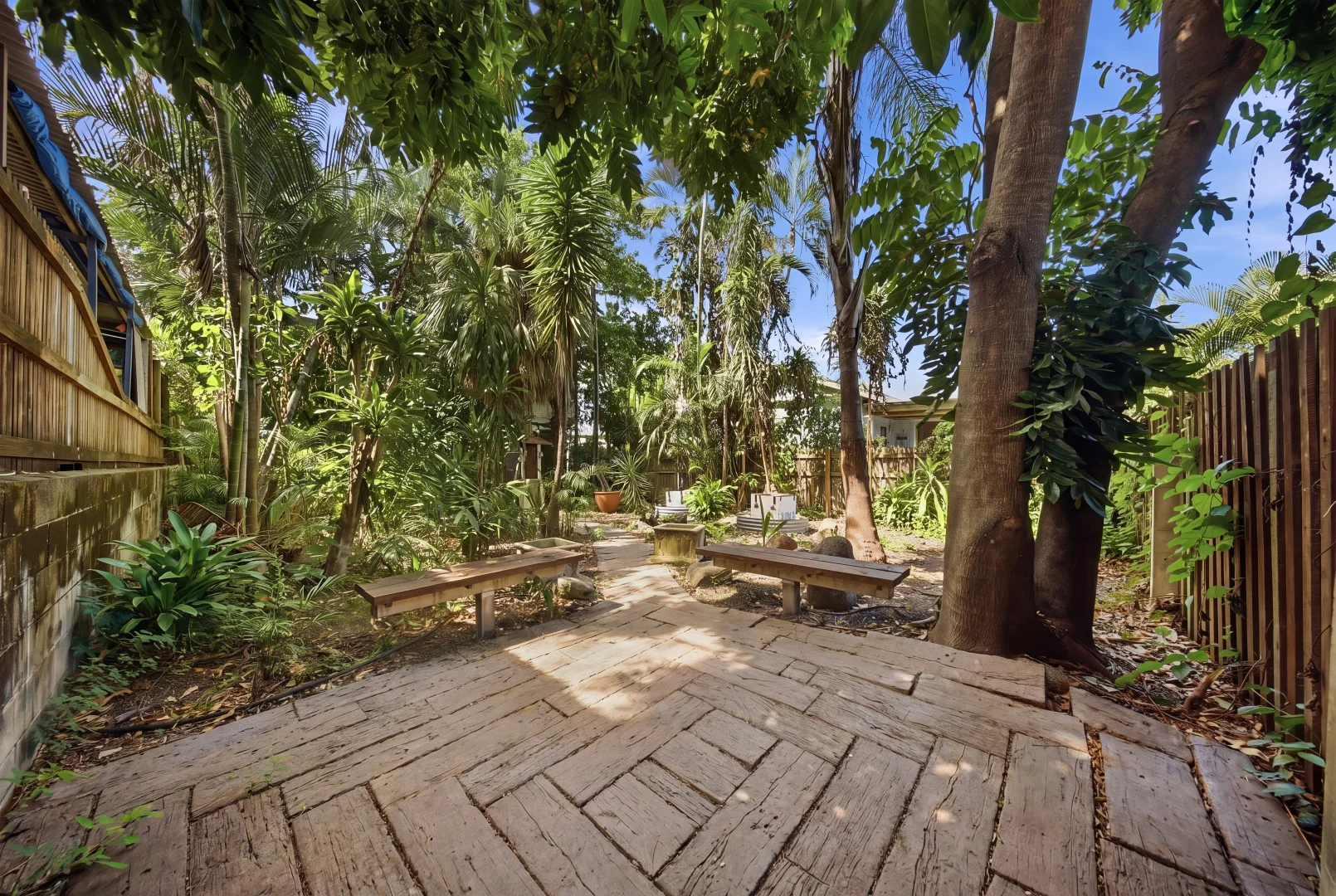 Additional image 33 of 10 Cowley Street, West End QLD 4810