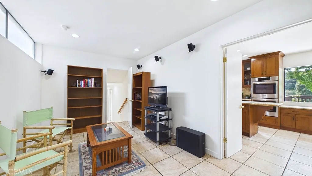 Additional image 75 of 1310 Imperial Drive, Glendale, CA 91207