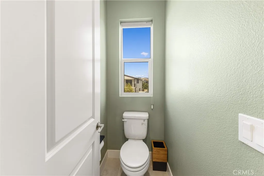 Additional image 39 of 130 Yugen, Irvine, CA 92618