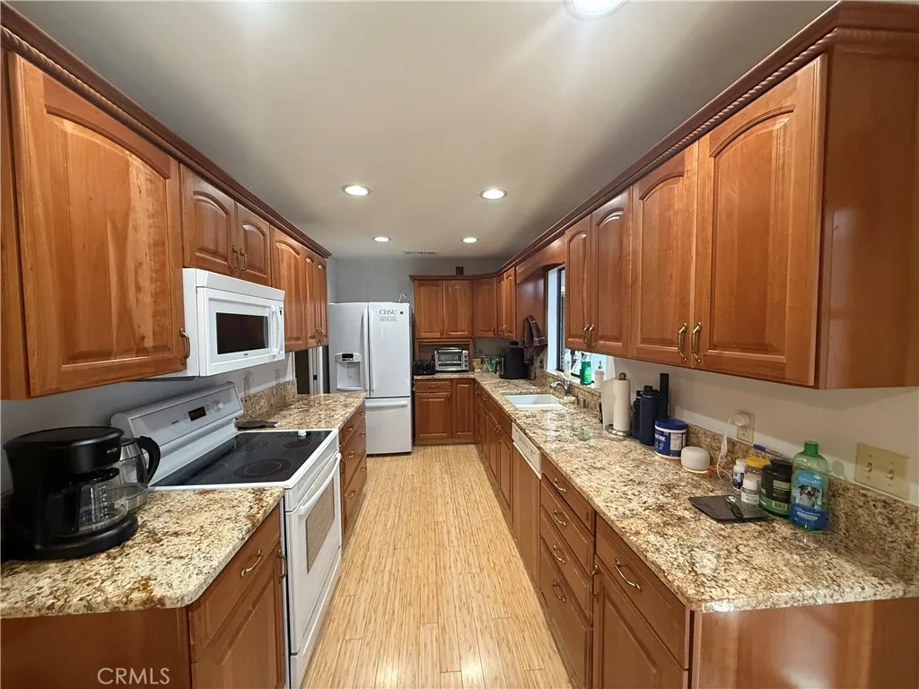 Additional image 37 of 1854 Cougar Lane, Clovis, CA 93611