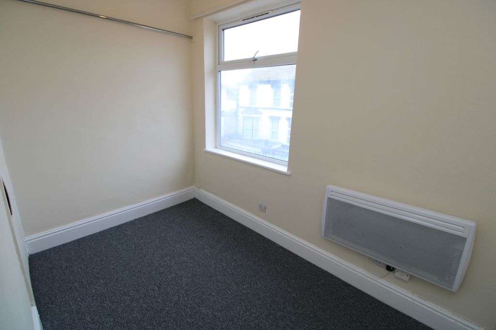 Additional image 9 of 1 bed flat to rent14 Bodfor Street, Denbighshire LL18