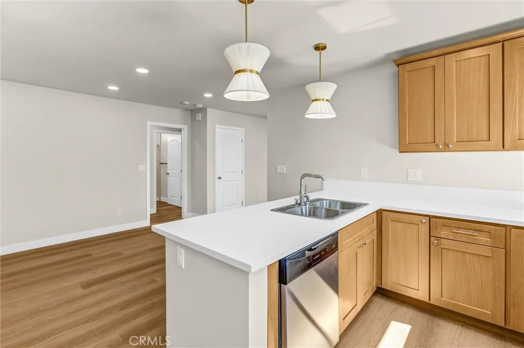 Additional image 11 of 939 White Knoll Drive, Los Angeles, CA 90012
