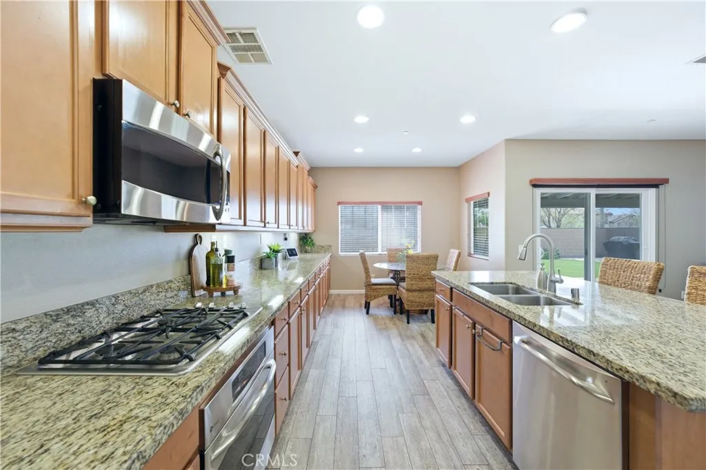 Additional image 12 of 16623 Picardy Pl, Fontana, CA 92336