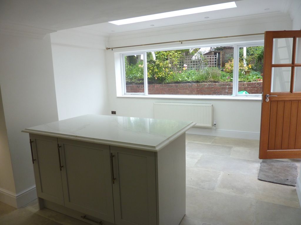 Additional image 7 of 3 bed terraced house to rentNew Market Street, Usk NP15