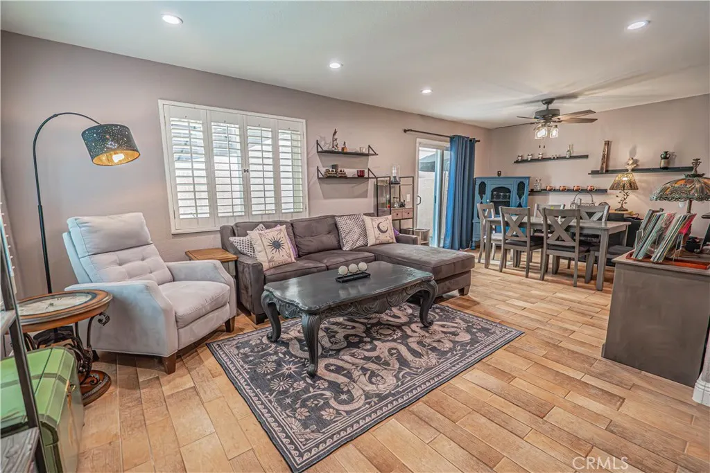 Additional image 3 of 18714 Vista Del Canon Unit B, Newhall, CA 91321