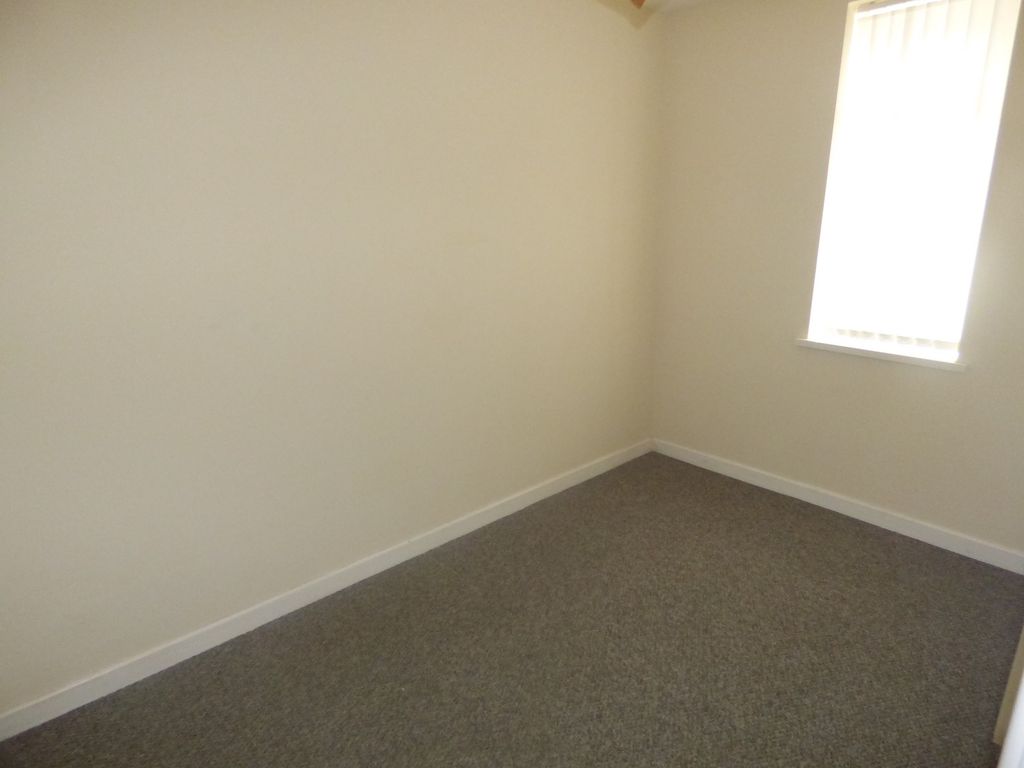 Additional image 7 of 2 bed flat to rentNeath Road, Briton Ferry, Neath, Neath Port Talbot. SA11