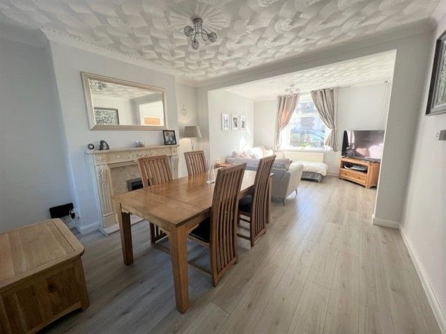 Additional image 3 of 2 bed property to rentWilliam Street, Caerphilly CF83