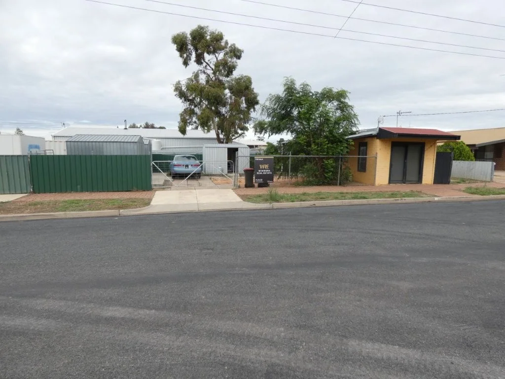 1 Lockwood Street, Birchip VIC 3483 photo 2