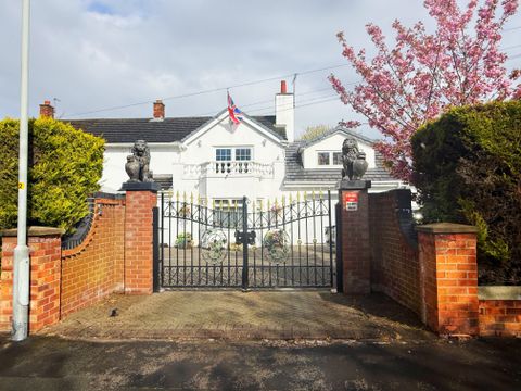 Ward Avenue, Liverpool L37