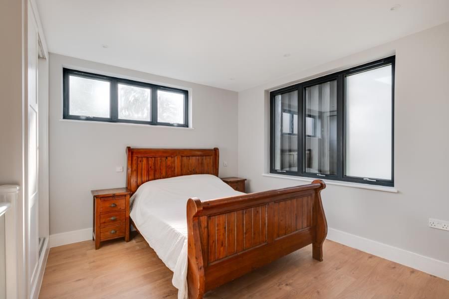 Additional image 6 of 1 bed flat to rentGreat North Road, East Finchley N2