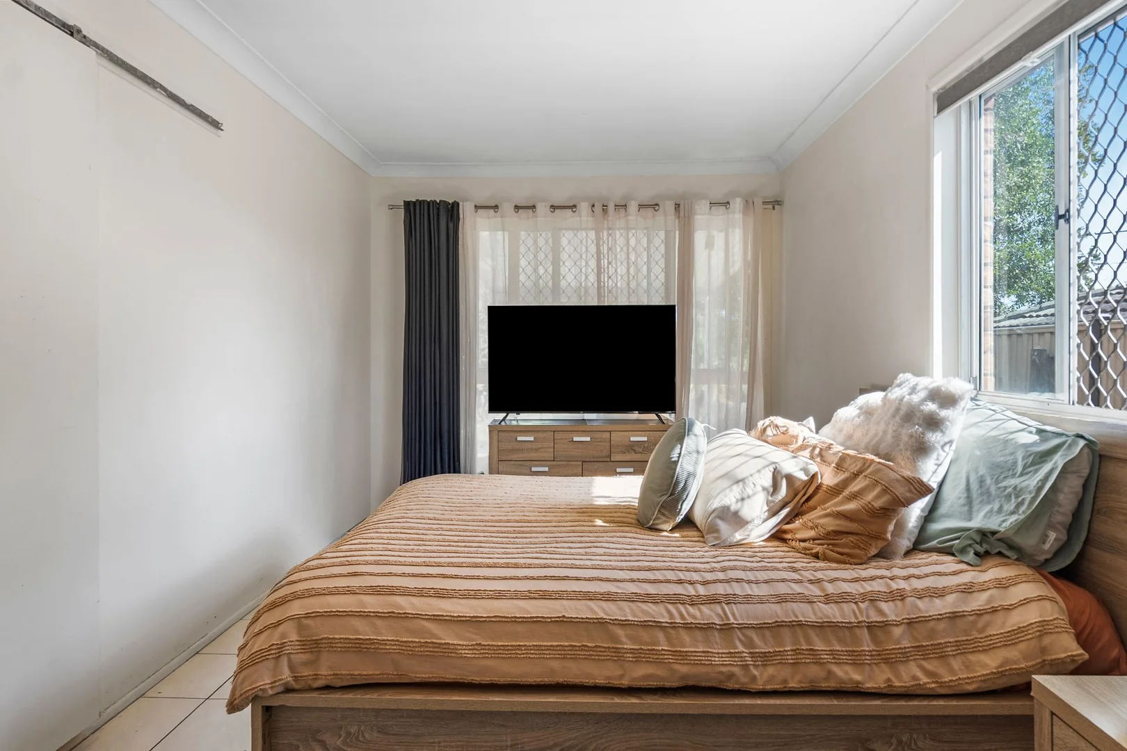 Additional image 5 of 4 Barcrest Court, Crestmead QLD 4132
