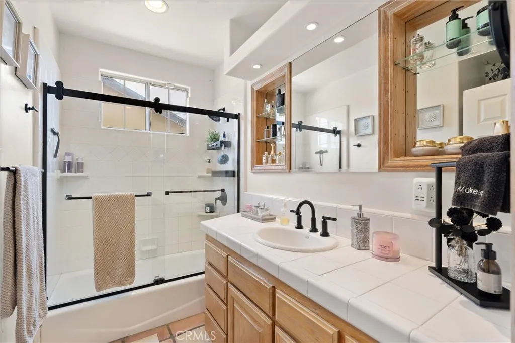 Additional image 53 of 518 W 213th St, Carson, CA 90745