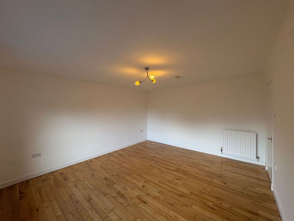 Additional image 3 of 2 bed flat to rentCanal Gardens, Elderslie PA5