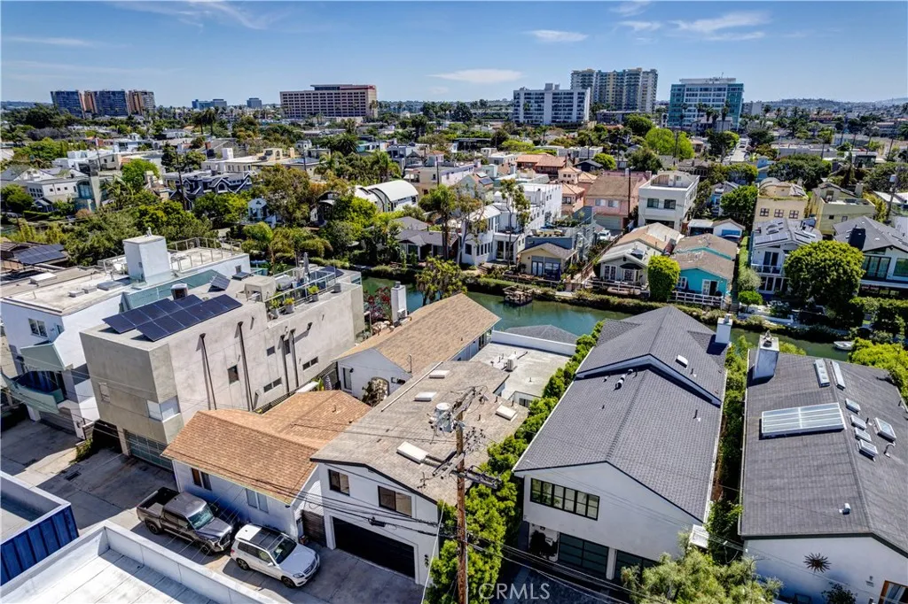 Additional image 100 of 223 Howland Canal Ct, Venice, CA 90291