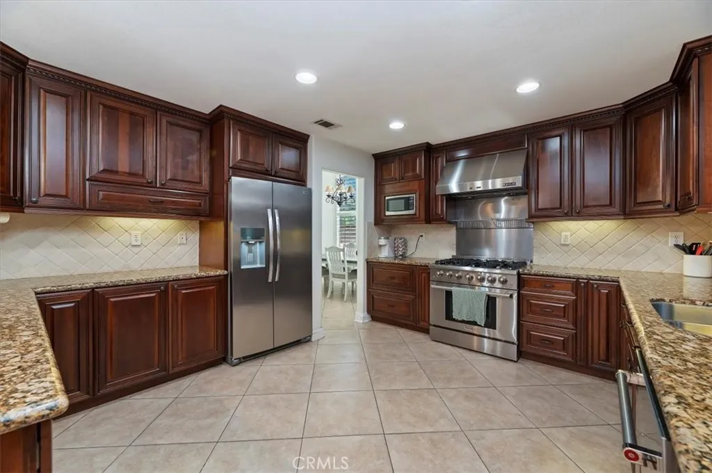 Additional image 19 of 1040 Nighthawk Drive, Corona, CA 92881