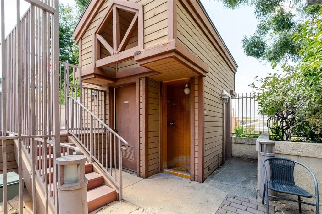 Additional image 59 of 236 N Louise Street Unit 104, Glendale, CA 91206