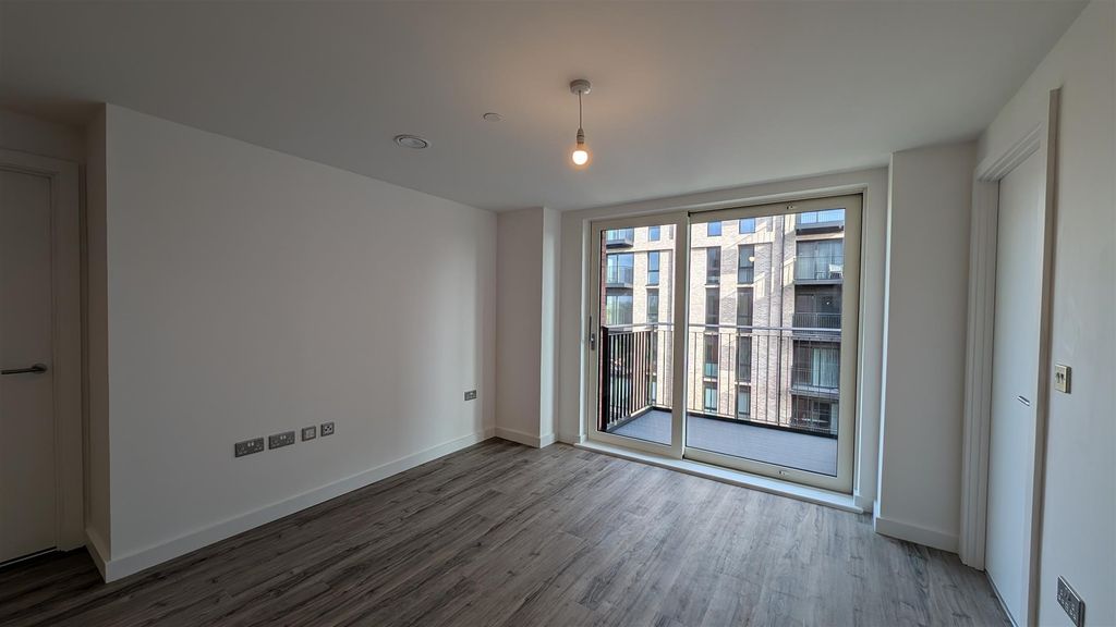 Additional image 3 of 2 bed flat to rentThe Railings, Middlewood Locks M5
