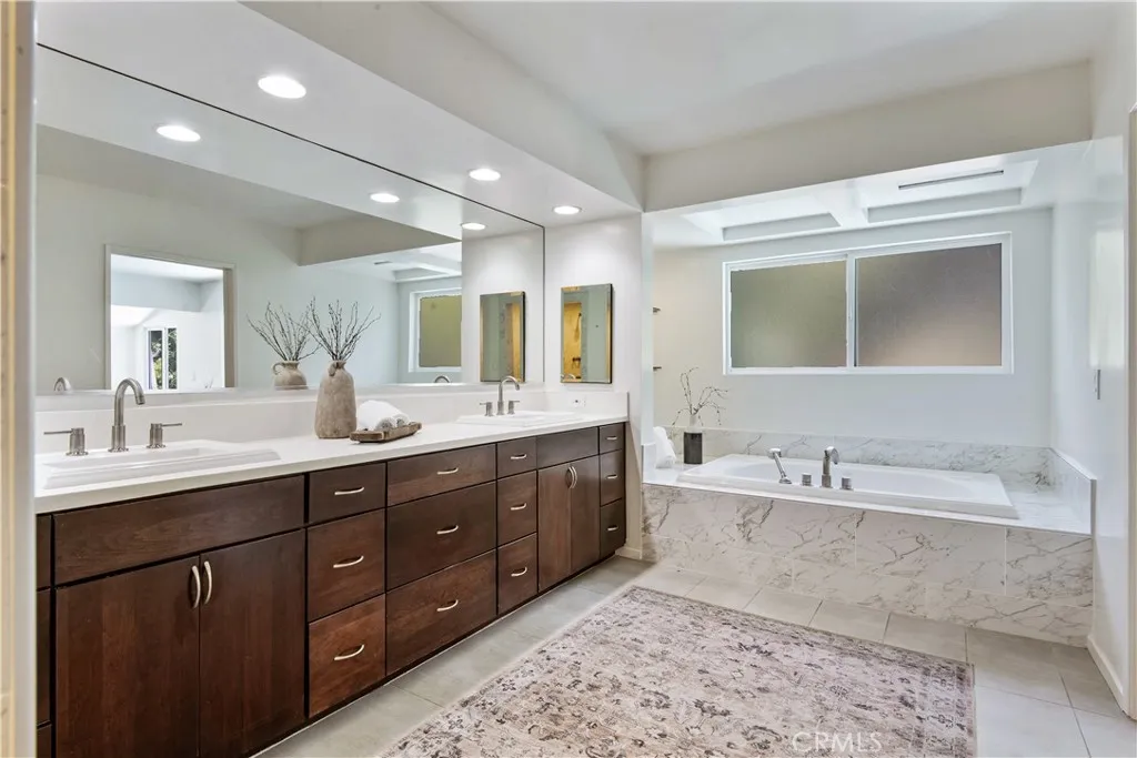 Additional image 38 of 905 N Hillside, Long Beach, CA 90815