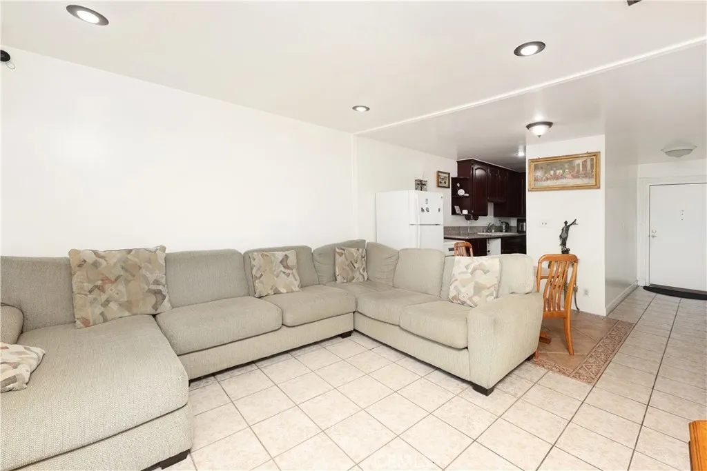 Additional image 8 of 7033 Stewart And Gray Road Unit 6, Downey, CA 90241