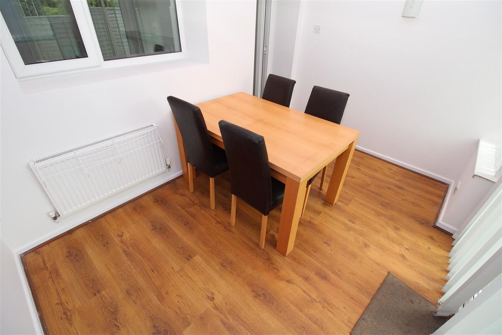 Additional image 7 of 4 bed semi-detached house to rentPark Street Treforest, Pontypridd CF37